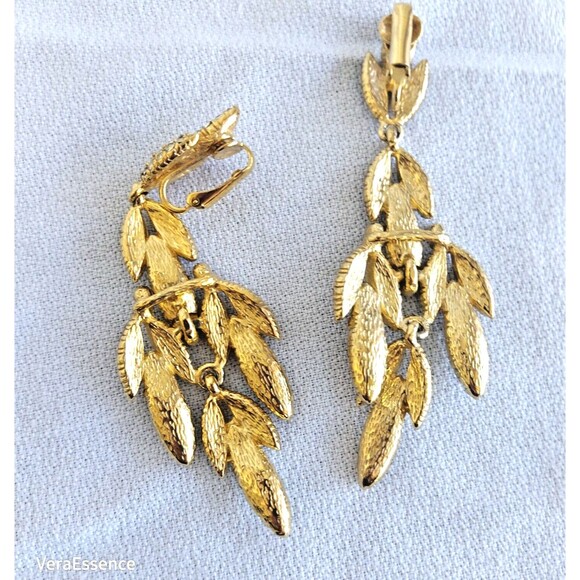 Vintage Ciner Leaf Drop Dangle Rhinestone Gold Plated Clip Earrings 3.1/4 in - Picture 8 of 8